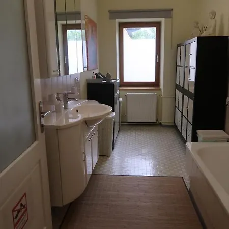 Donna Lea アパート バート・イシュル