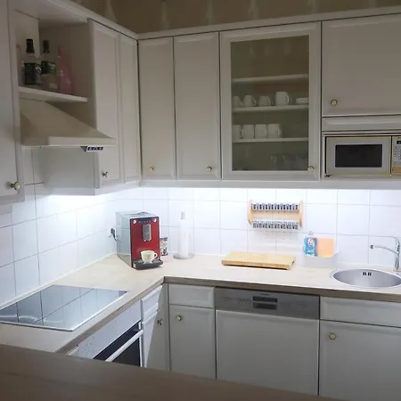 Donna Lea バート・イシュル